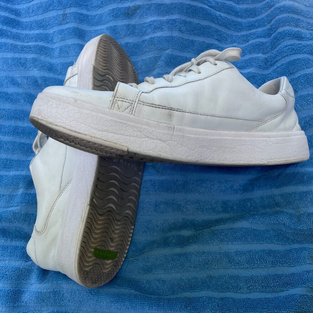 Kizik Lima  size 14 wide, comfort and style.